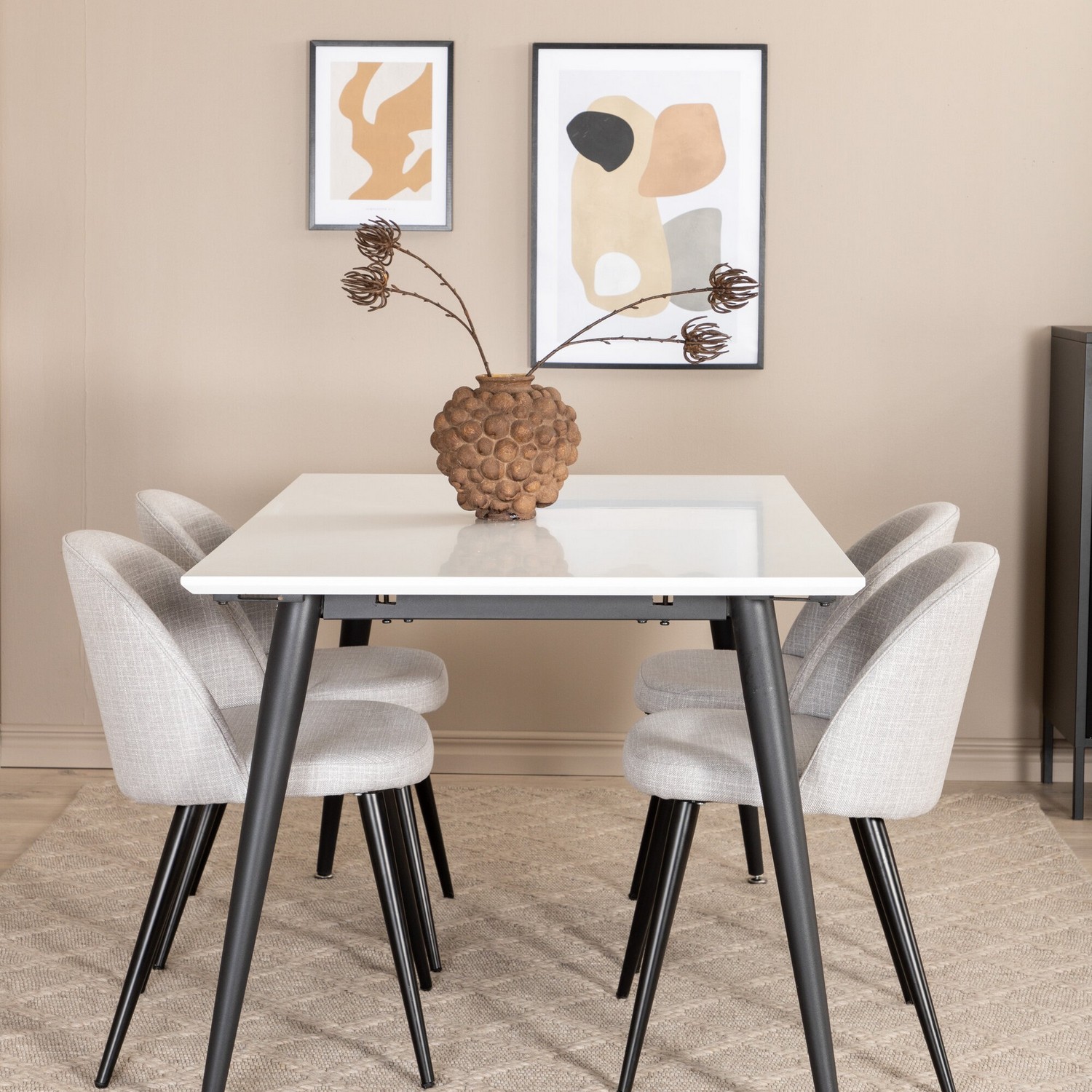 Spisegruppe Venture Home Jolie med 4 Valentina Stoler