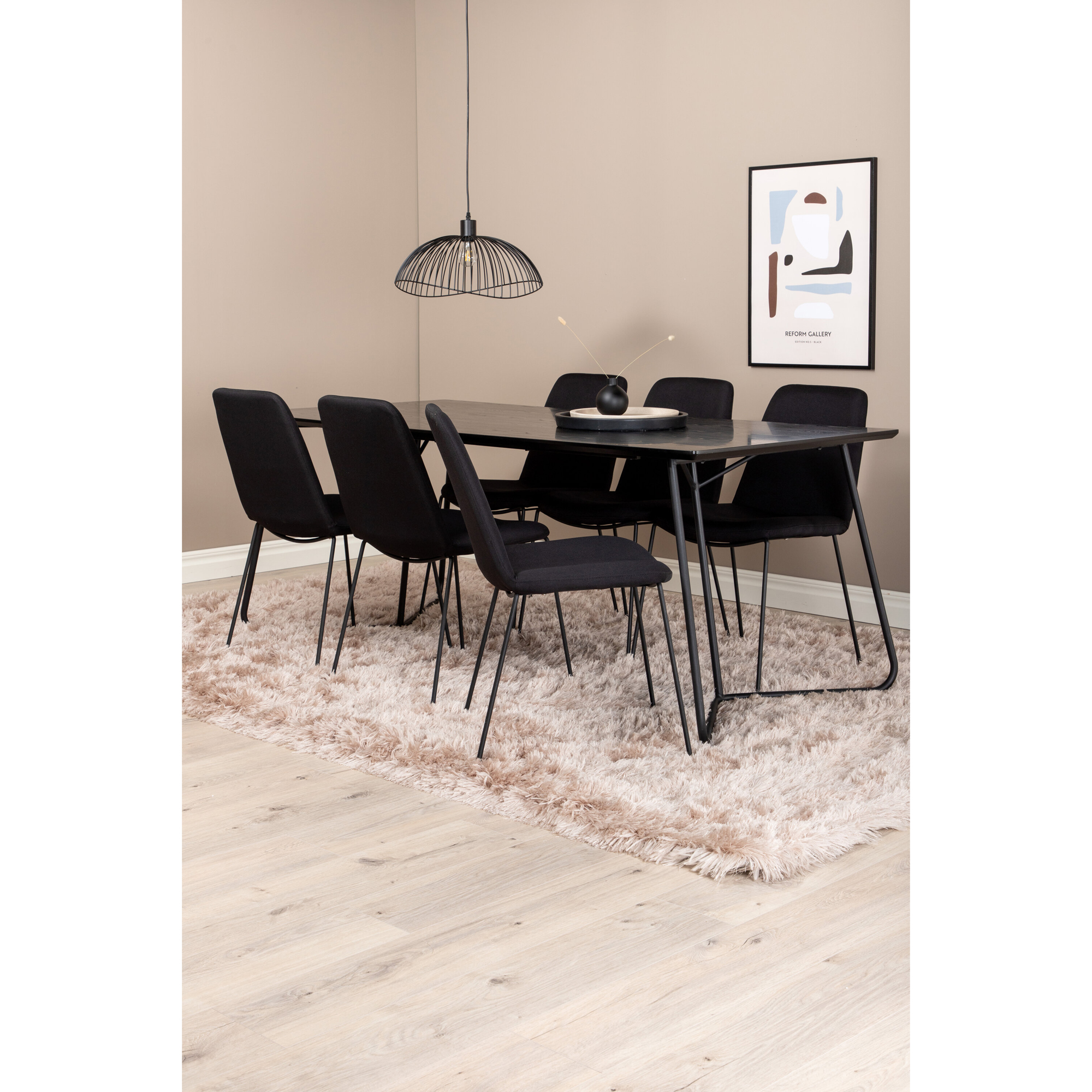 Spisegruppe Venture Home Annika med 6 Muscot Stoler