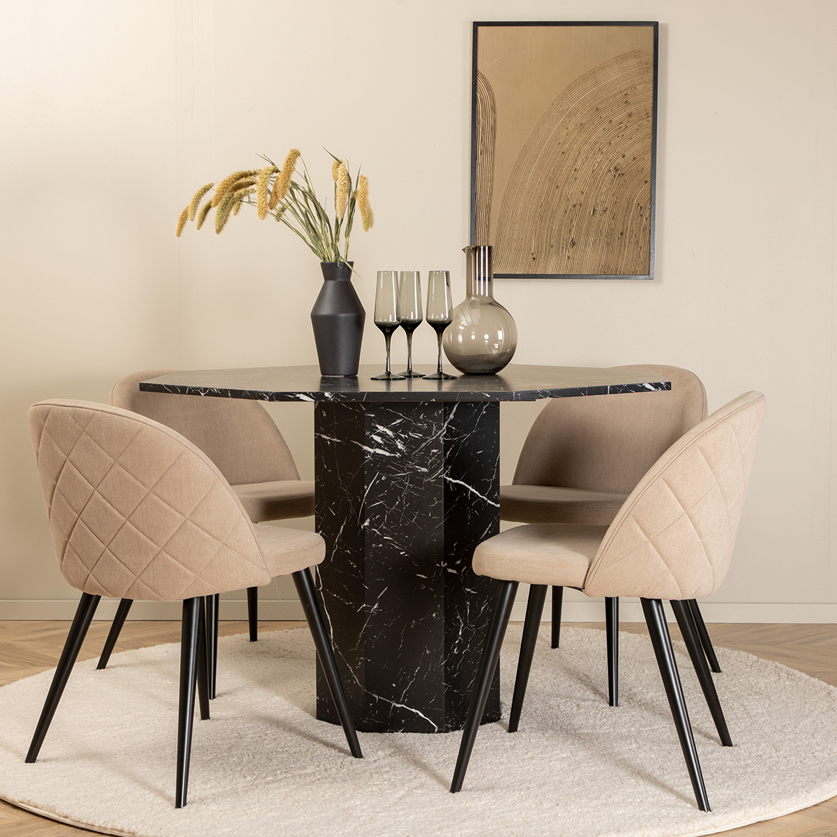 Spisegruppe Venture Home Monte Carlo Spisebord og Valentina Stitcthes Spisestol