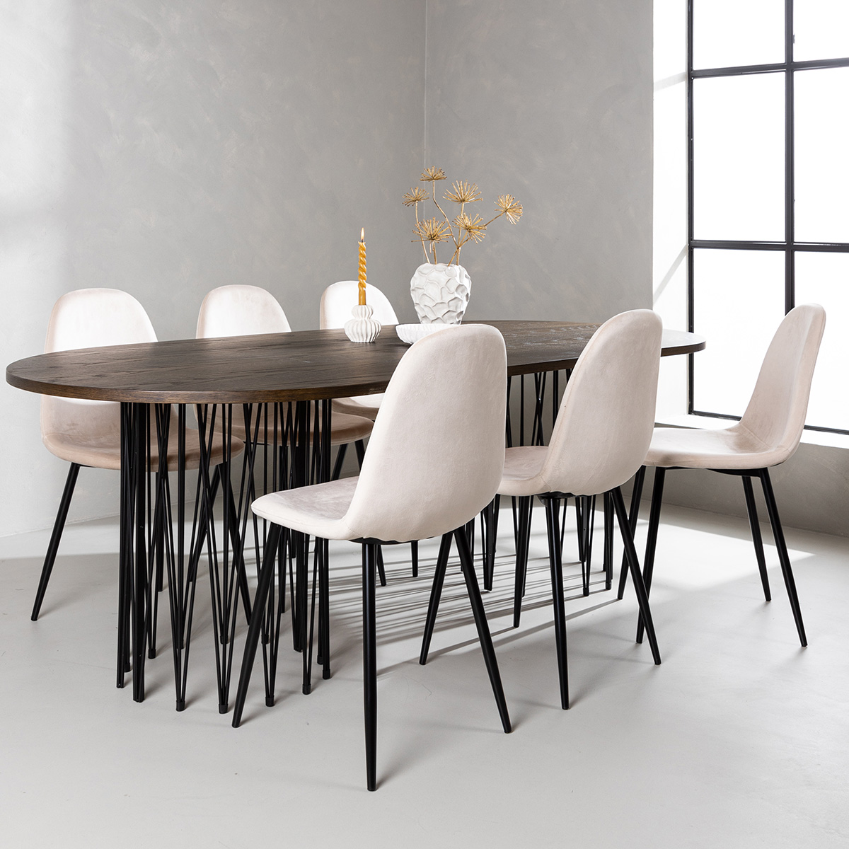 Spisegruppe Venture Home Stone med 6 Polar Stoler Fløyel