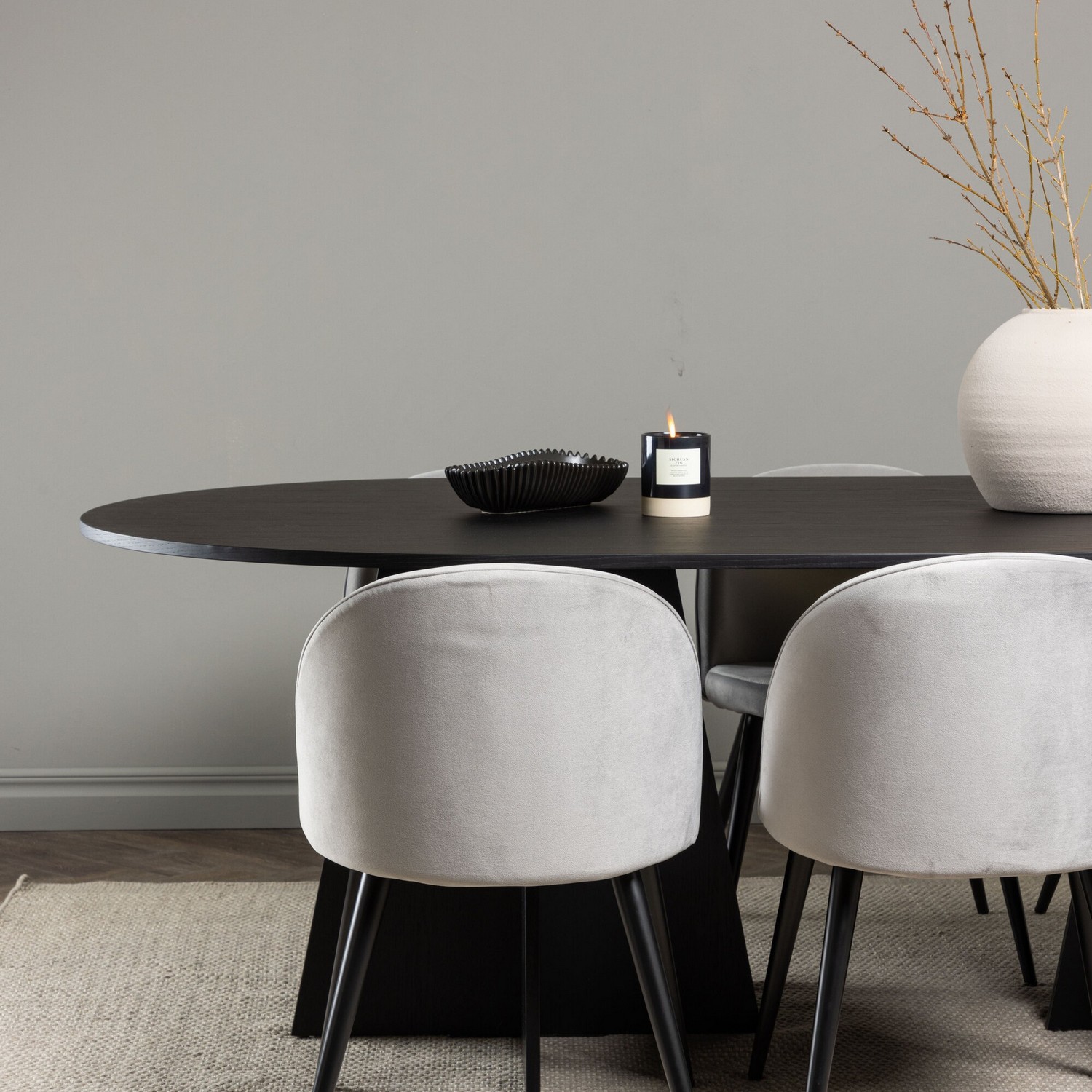 Spisegruppe Venture Home Bootcut Oval med 6 Velvet Stoler