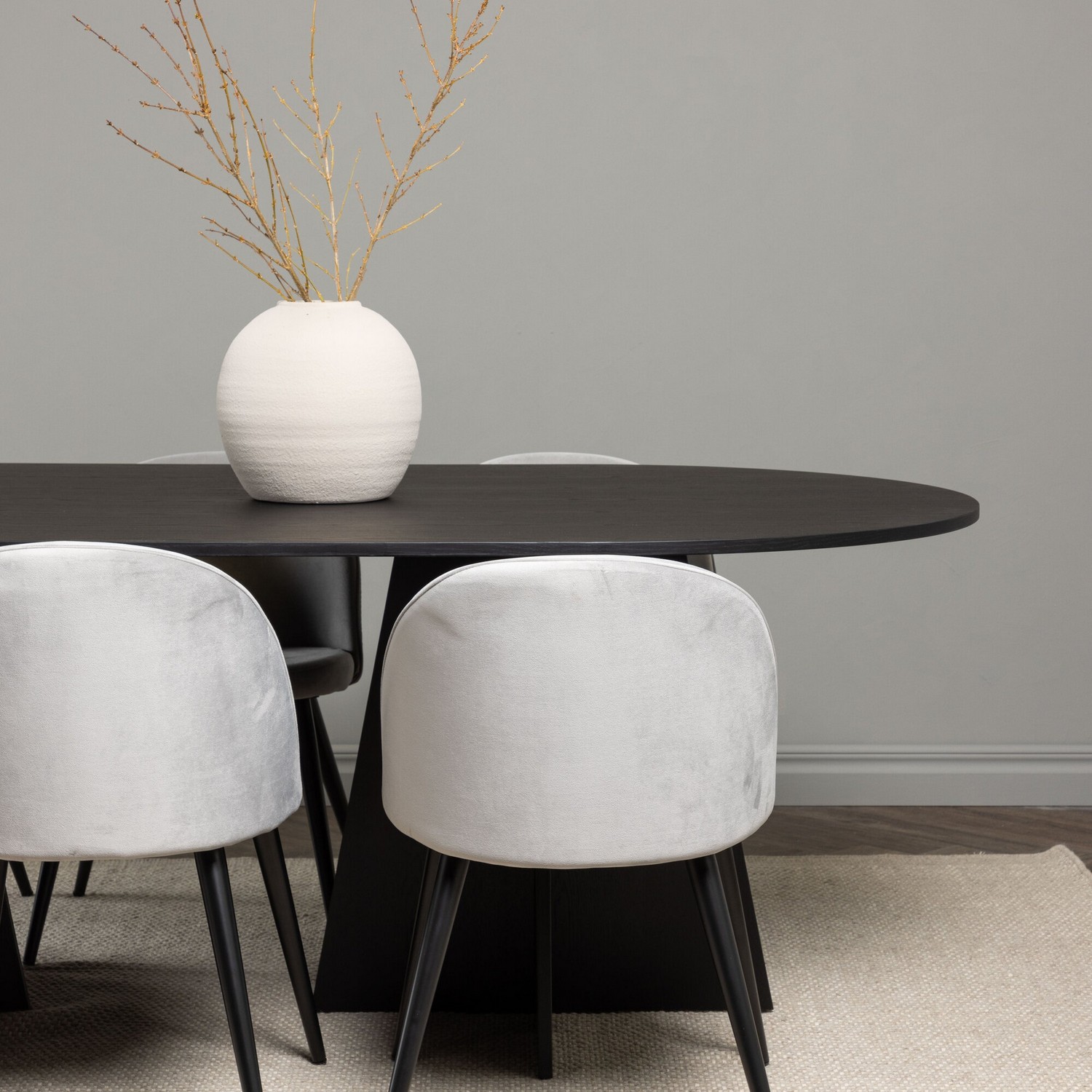 Spisegruppe Venture Home Bootcut Oval med 6 Velvet Stoler