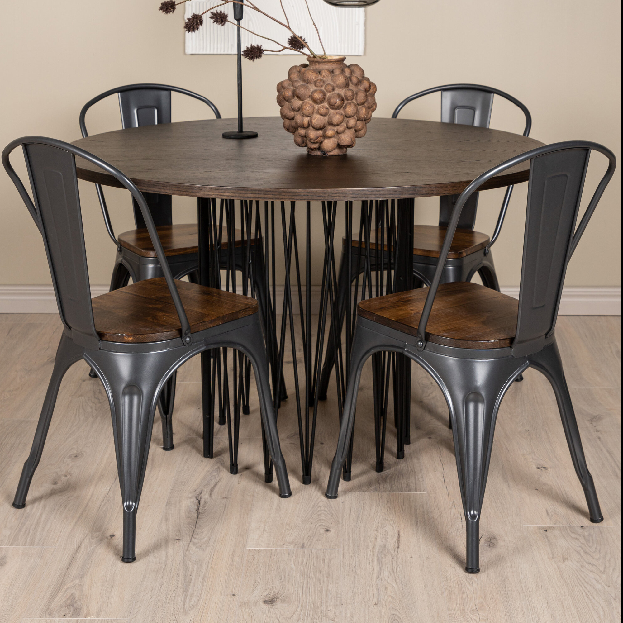 Spisegruppe Venture Home Stone Rund med 4 Tempe Stoler