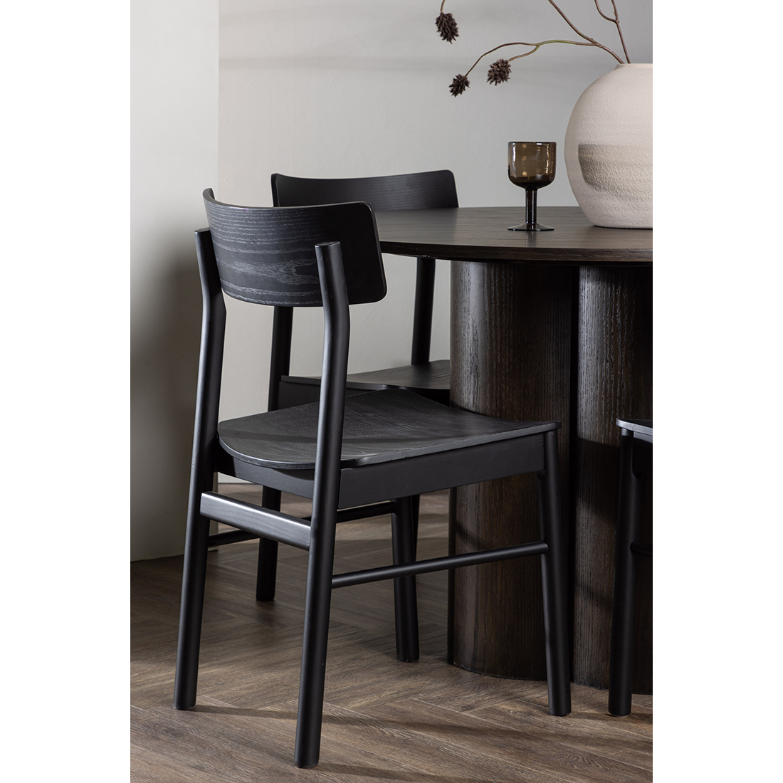 Spisegruppe Venture Home Olivia Ø110 cm med 4st Montros Spisestoler