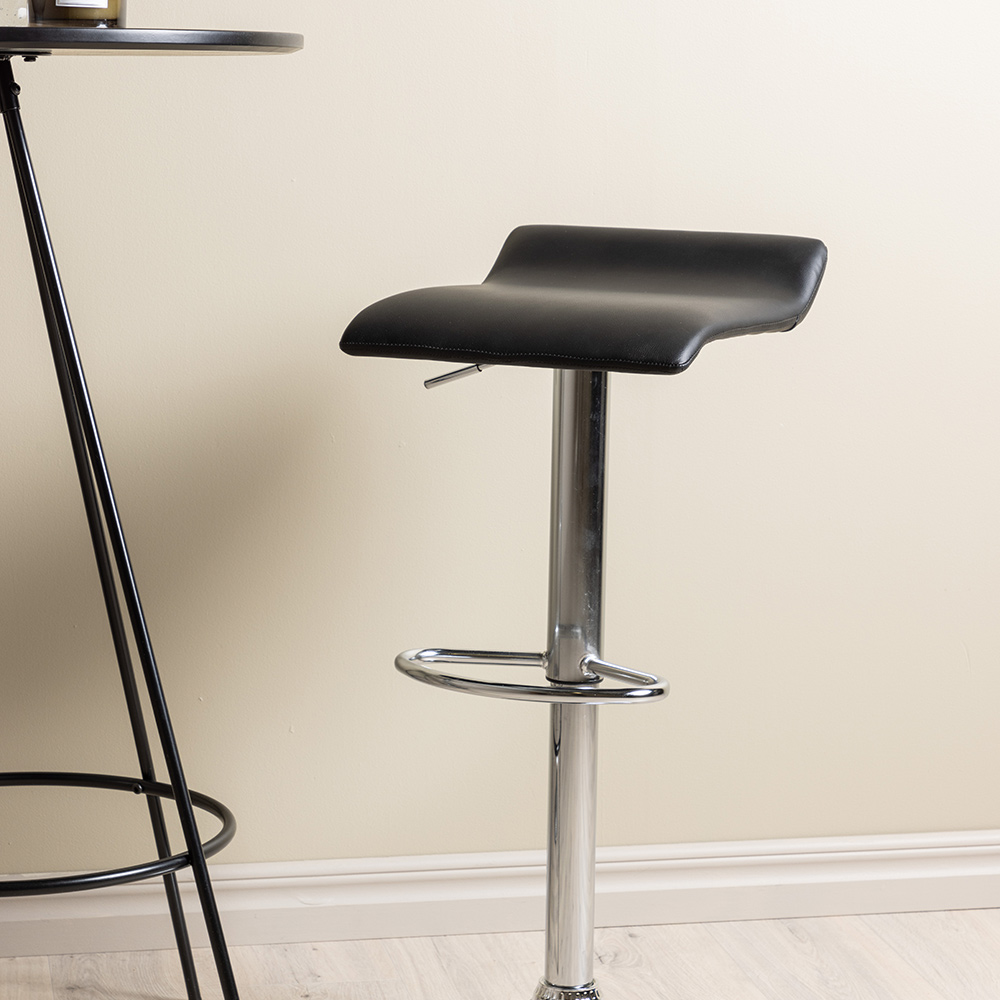 Spisegruppe Venture Home Bistro Ø60 cm med 2 stk Jonna Stoler