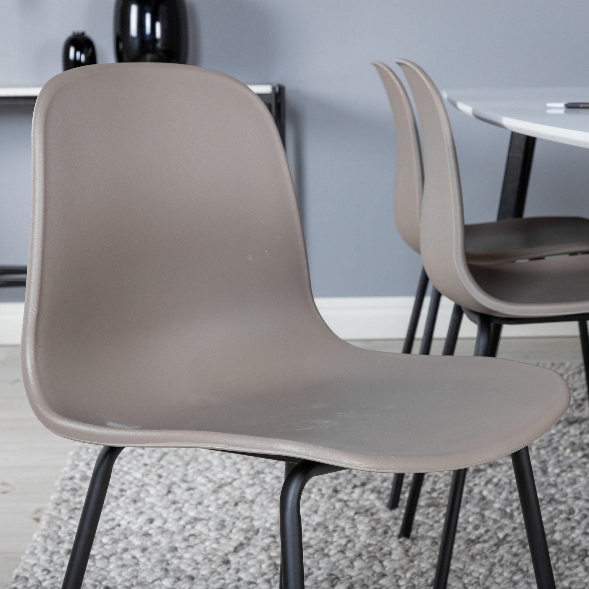 Spisegruppe Venture Home Polar med 6stk Arctic Stoler