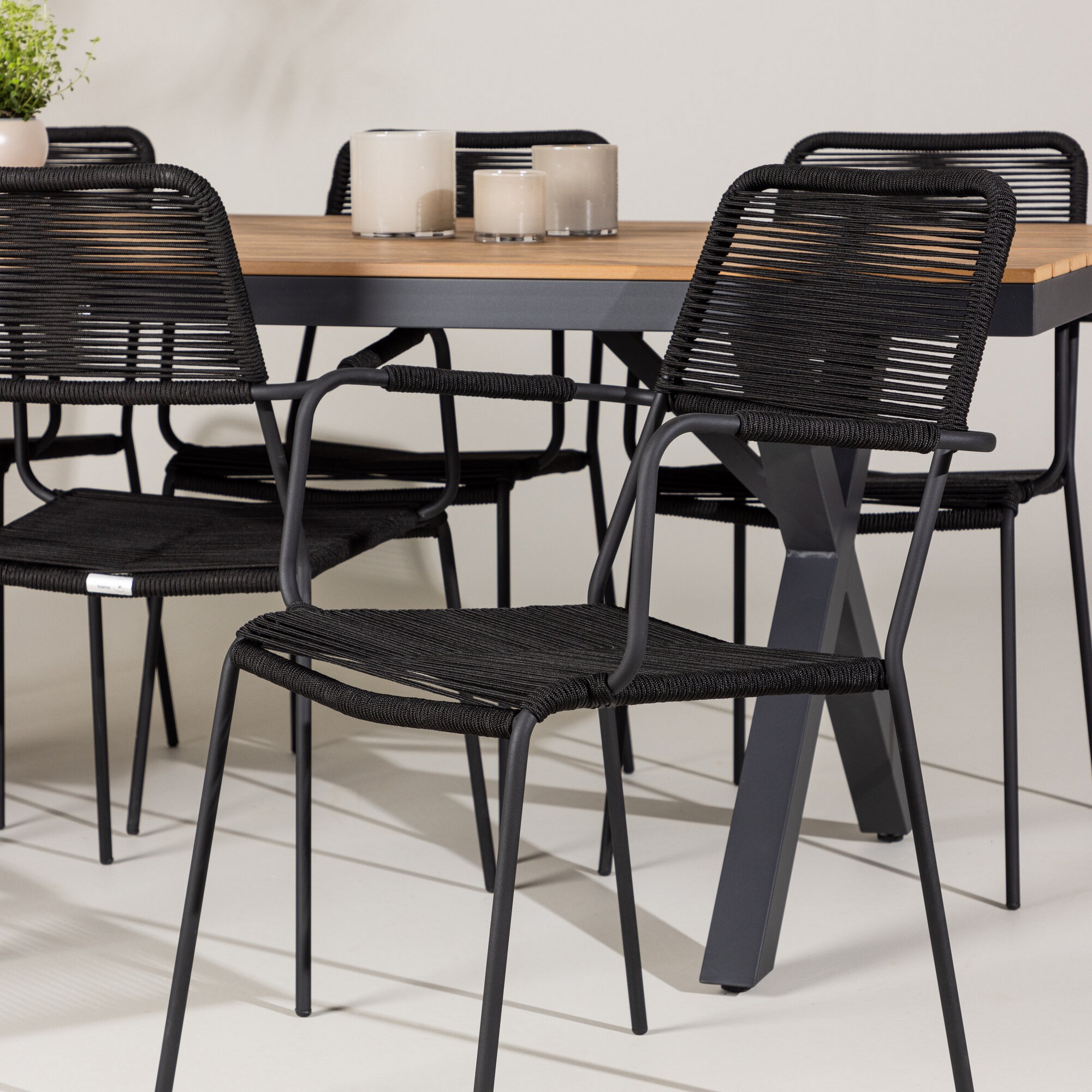 Hagegruppe Venture Home Garcia med 6 Lindos Lenestoler