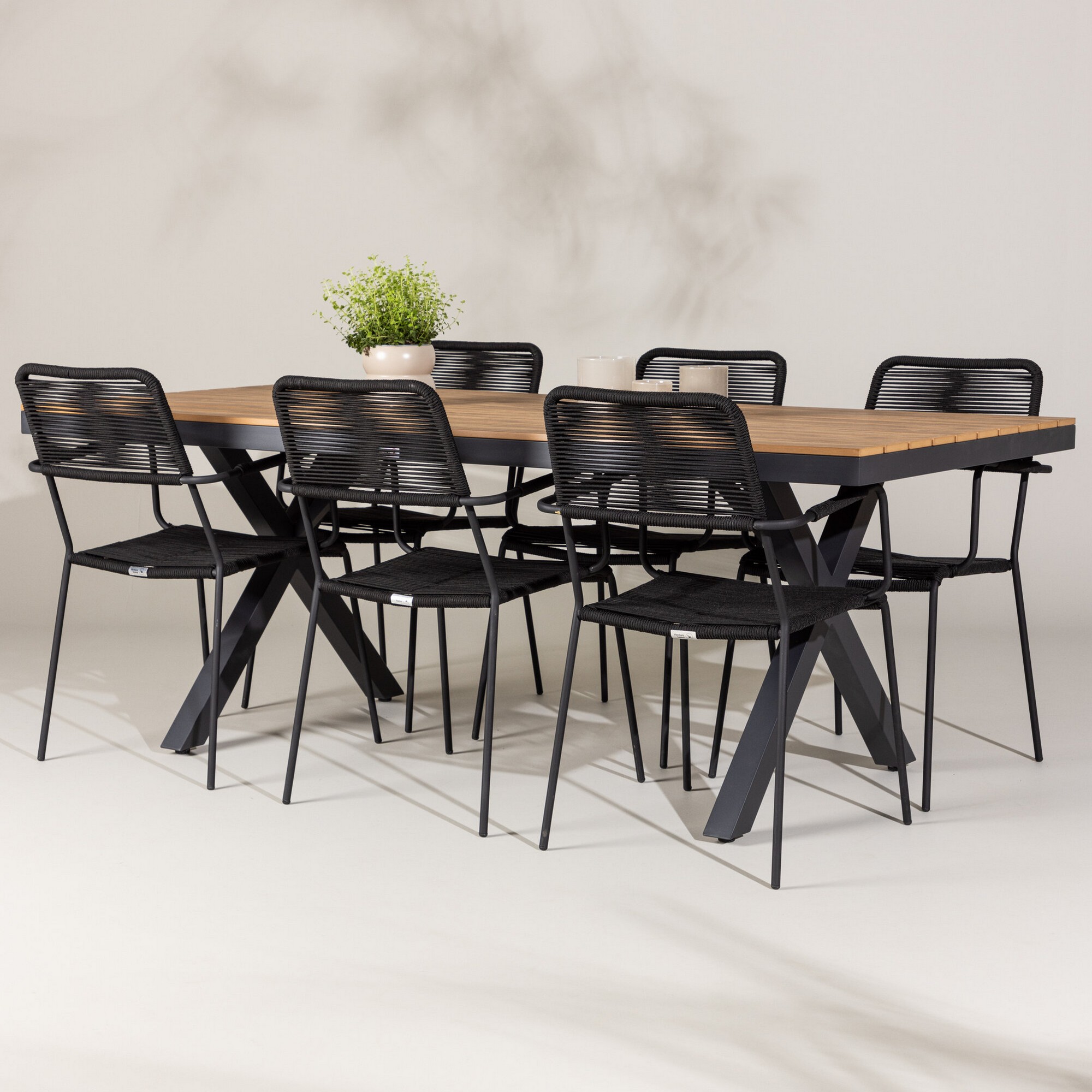 Hagegruppe Venture Home Garcia med 6 Lindos Lenestoler