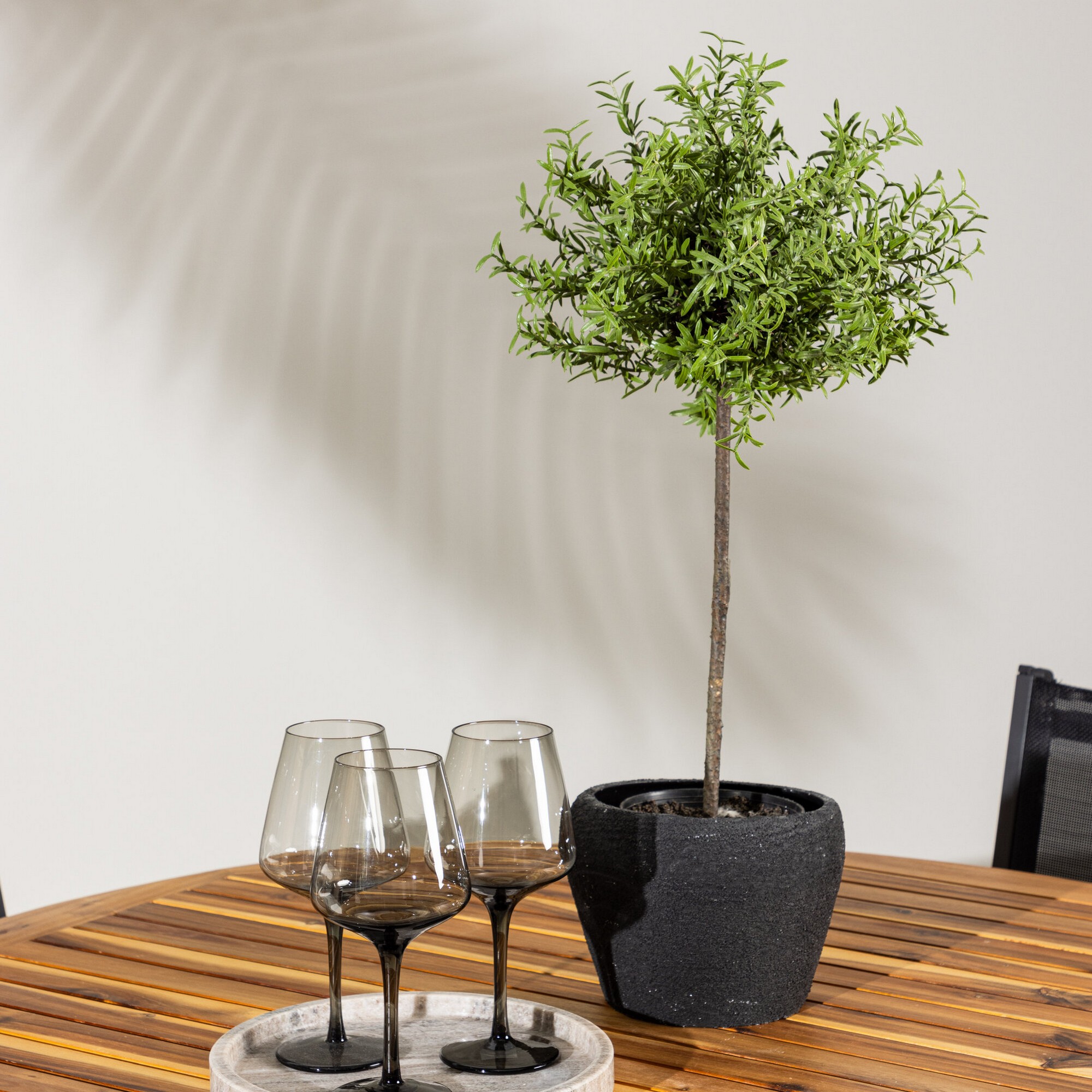 Hagegruppe Venture Home Lumpur med 4 Copacabana Stoler