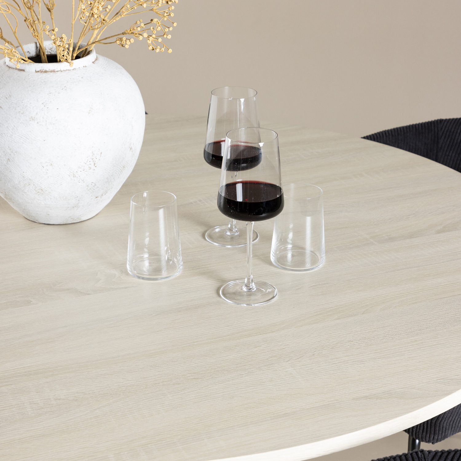 Spisegruppe Venture Home Lanzo Ø120 med 4 stk Berit Stoler