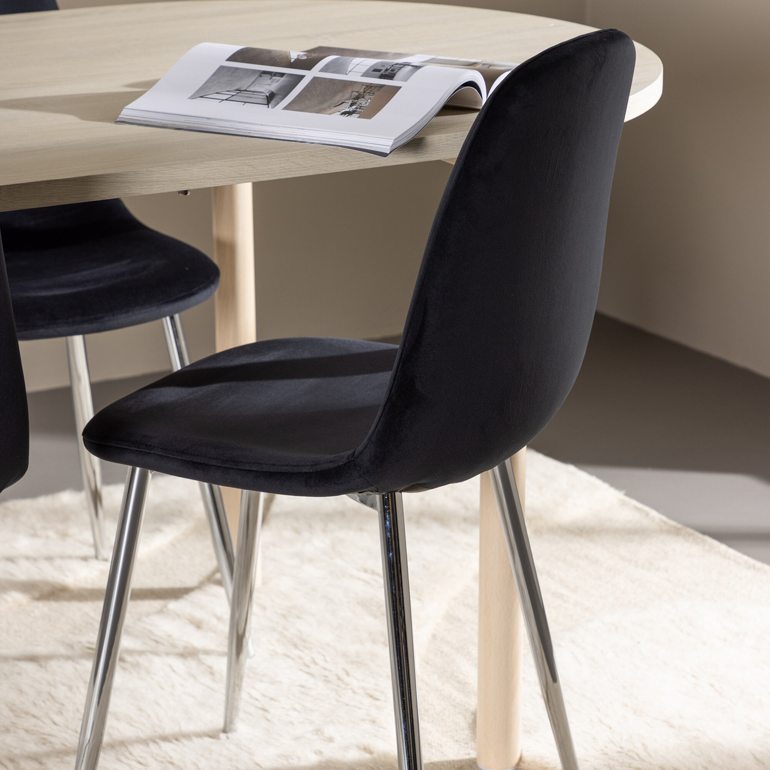 Spisegruppe Venture Home Andy 180 med 4 stk Polar Stoler Fløyel