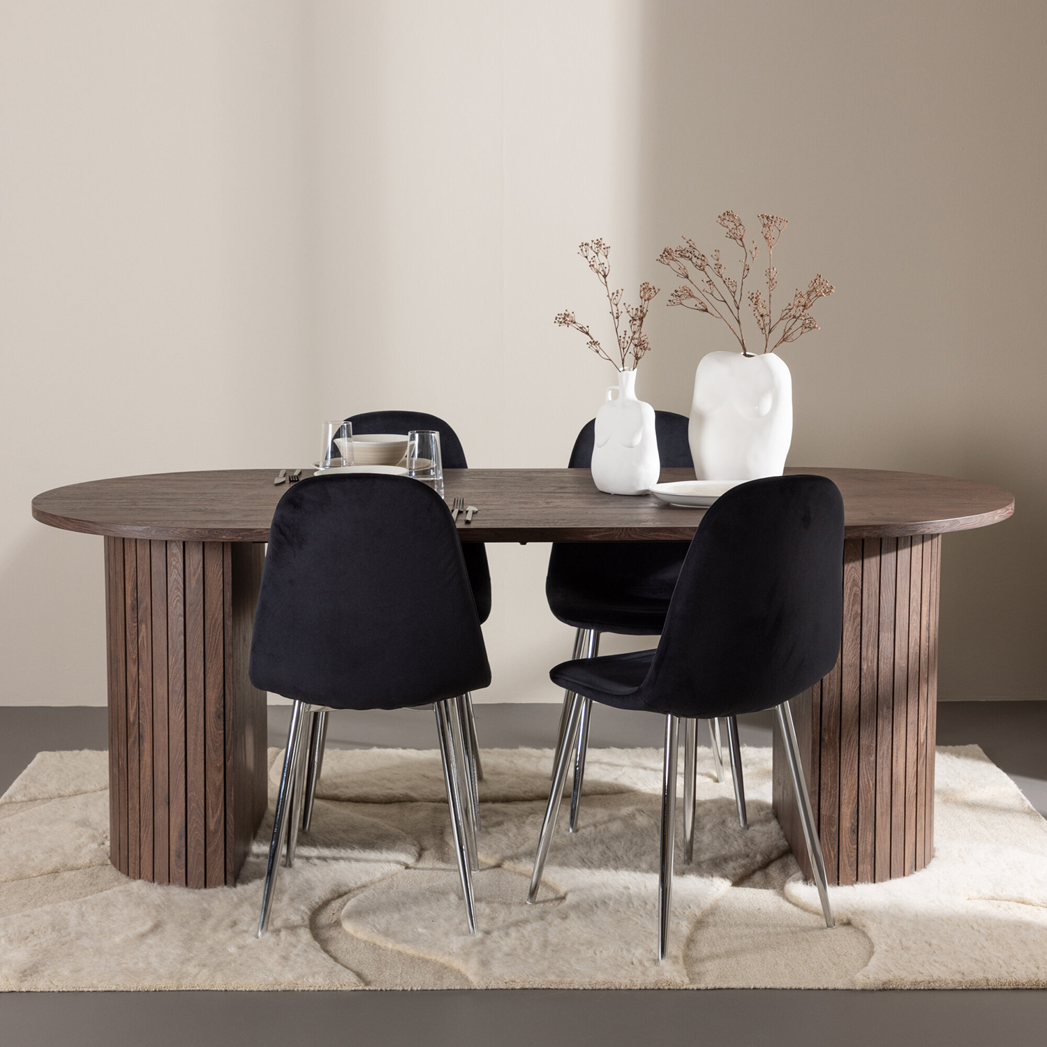 Spisegruppe Venture Home Härön 200 med 4 stk Polar Stoler Fløyel