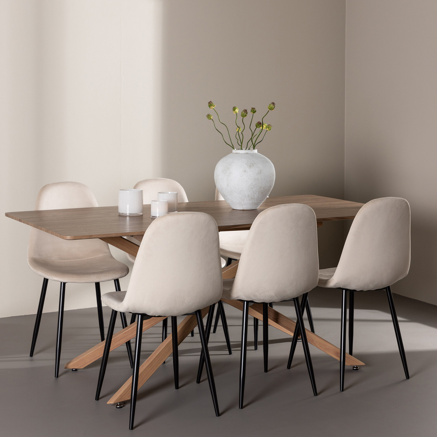 Spisegruppe Venture Home Piazza 180 med 6 stk Polar Stoler Fløyel