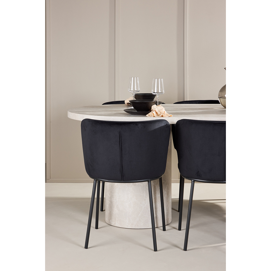 Spisegruppe Venture Home Narvik med 6st Edina Spisestoler