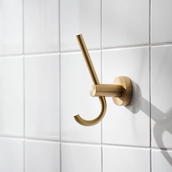 klädkrok miller badrum bond 8712