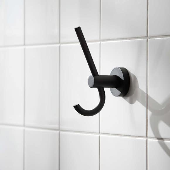 klädkrok miller badrum bond 8712