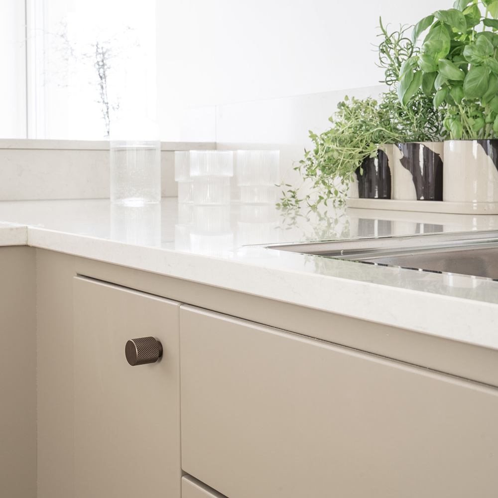 Knott Beslag Design Helix