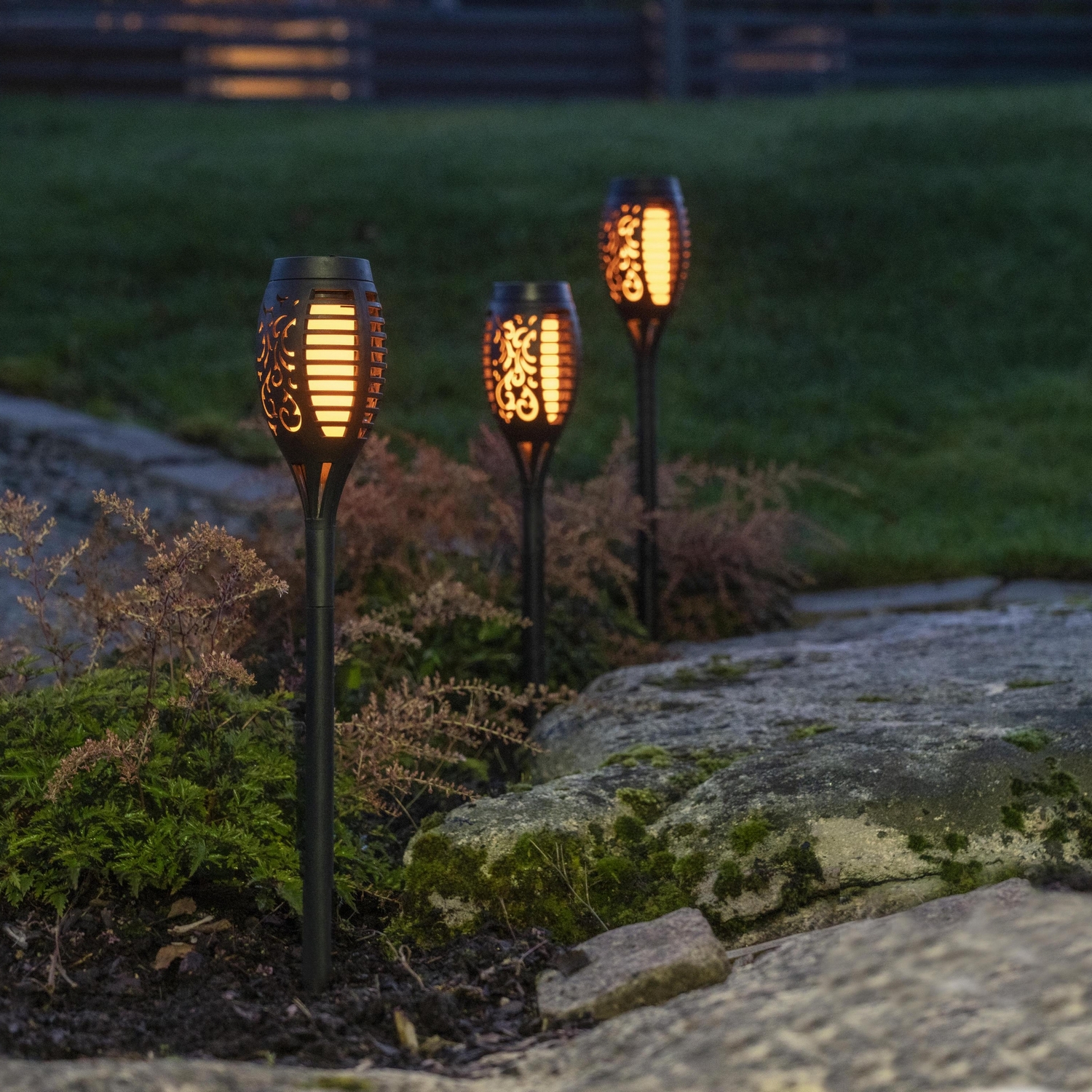 Solcelle Fakkel Star Trading Flame Mini Torch Kampanje 3-pk Skumring