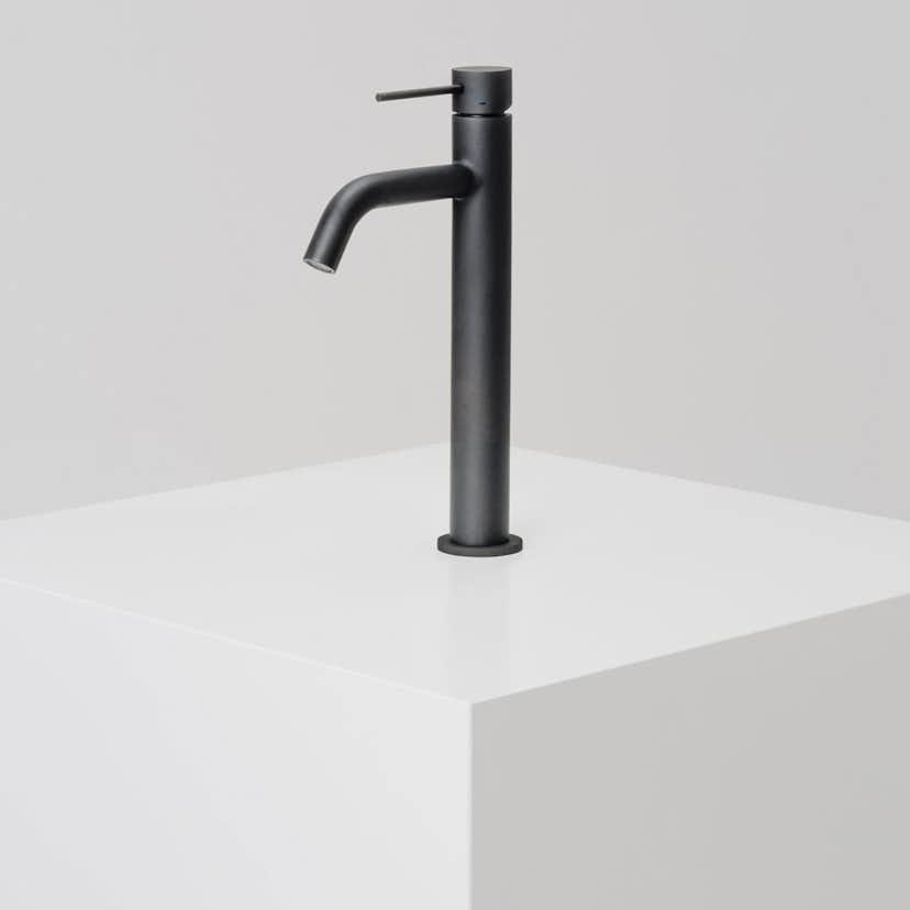 Tvättställsblandare INR by Primy Voyage Hög Mattsvart - Installation/montering finns att köpa till