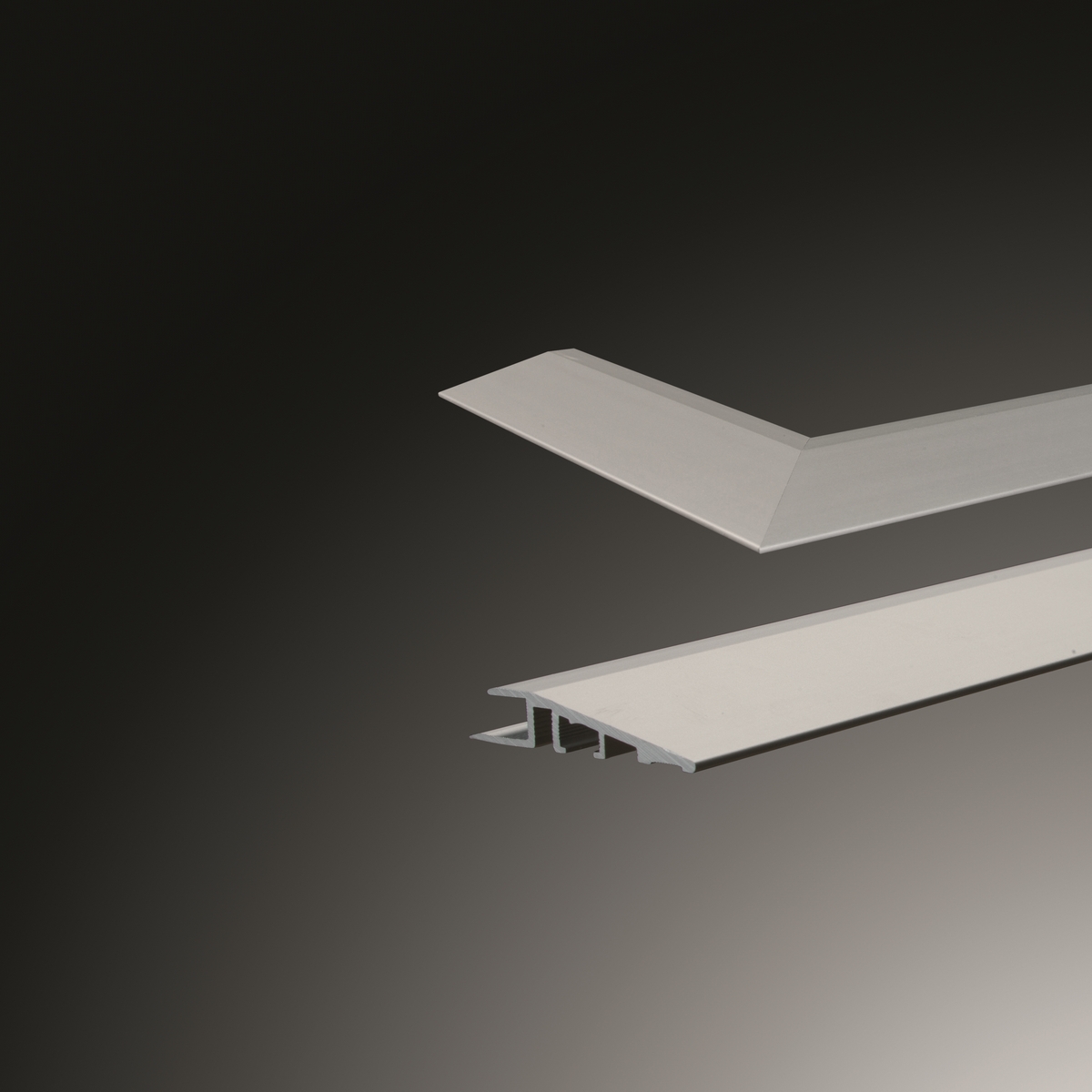 Rampeprofil Pergo Hjørne 85 Sølv Metall