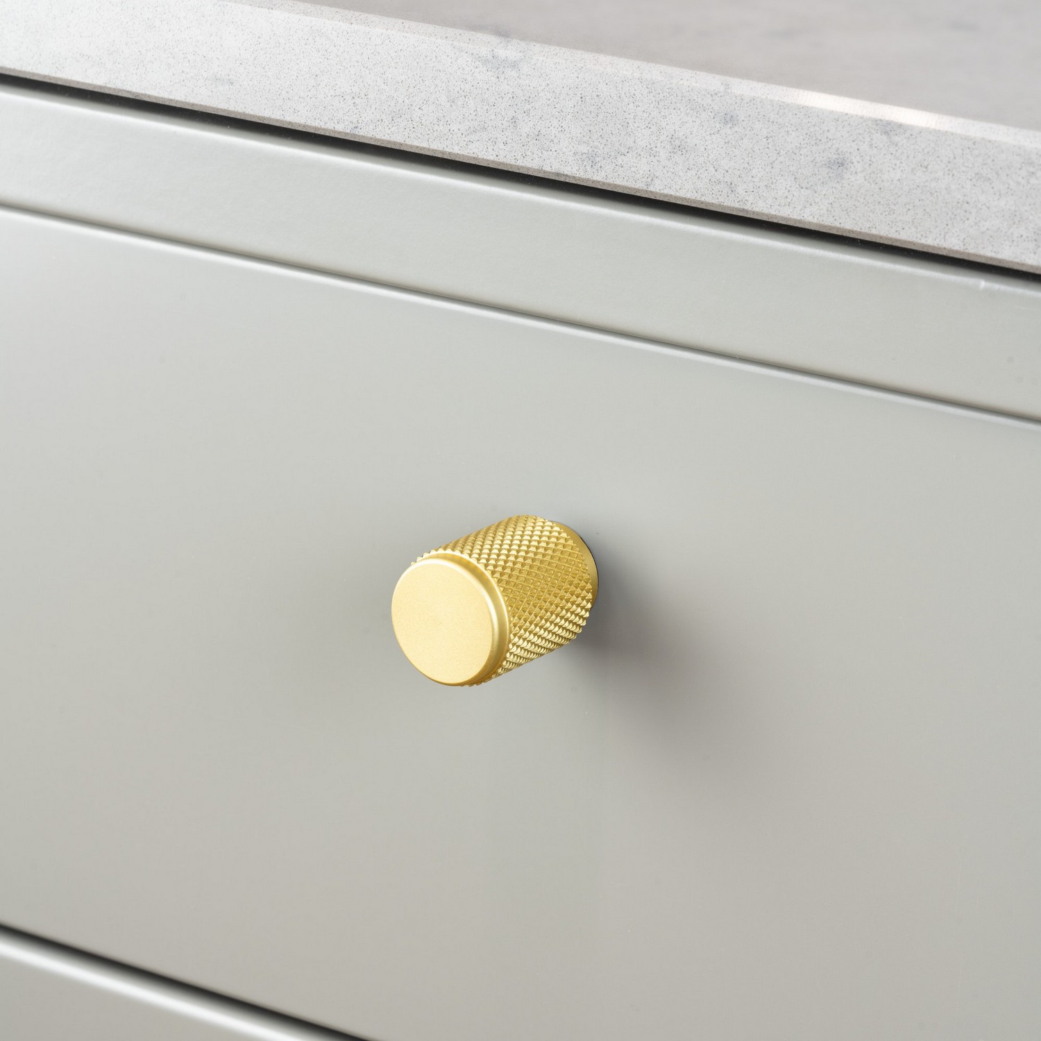 Knott Beslag Design Riff