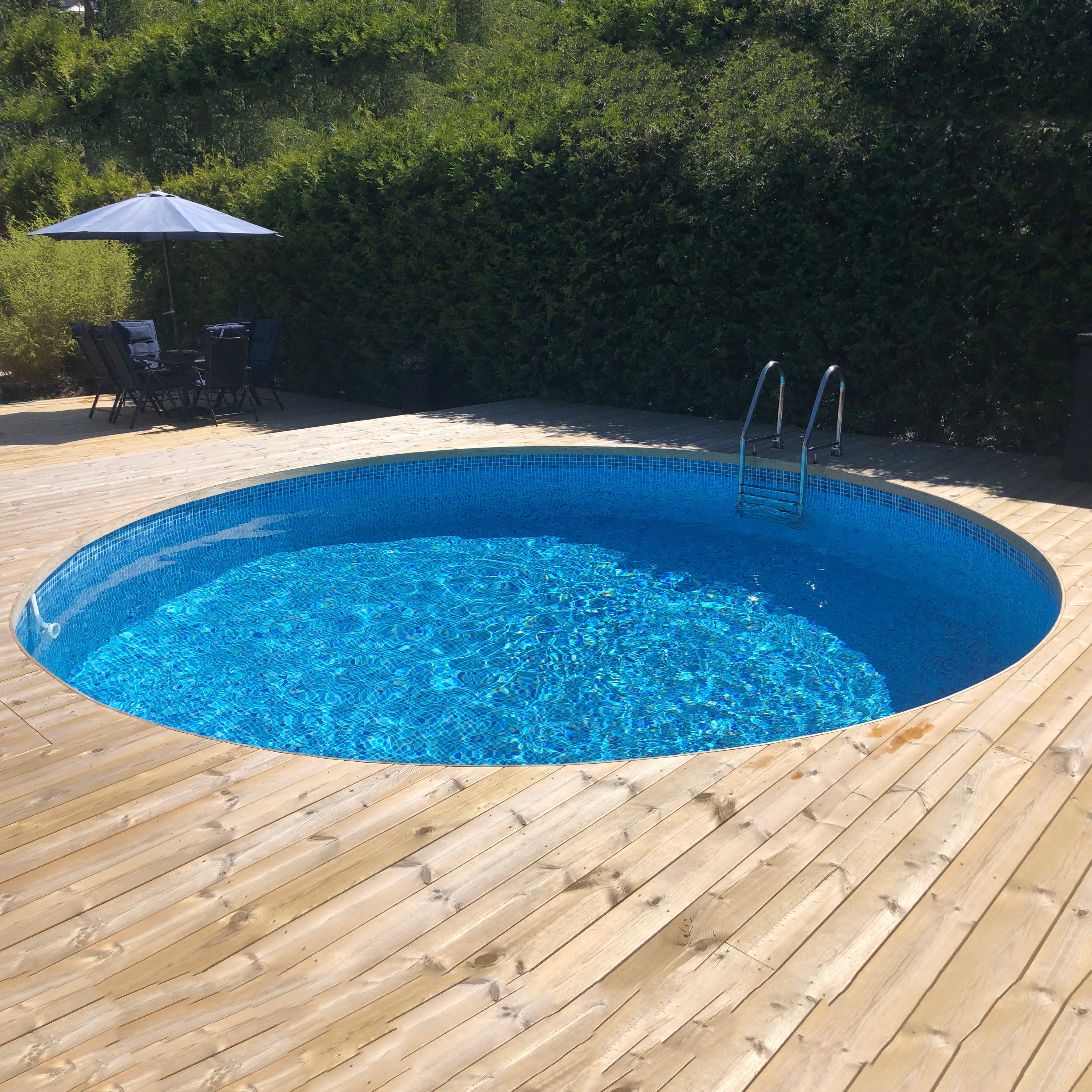 Stålväggspool Planet Pool Premium Inbyggd Rund Ø420 cm D:120 cm inkl SF8 Stege och Tillbehör Carrara