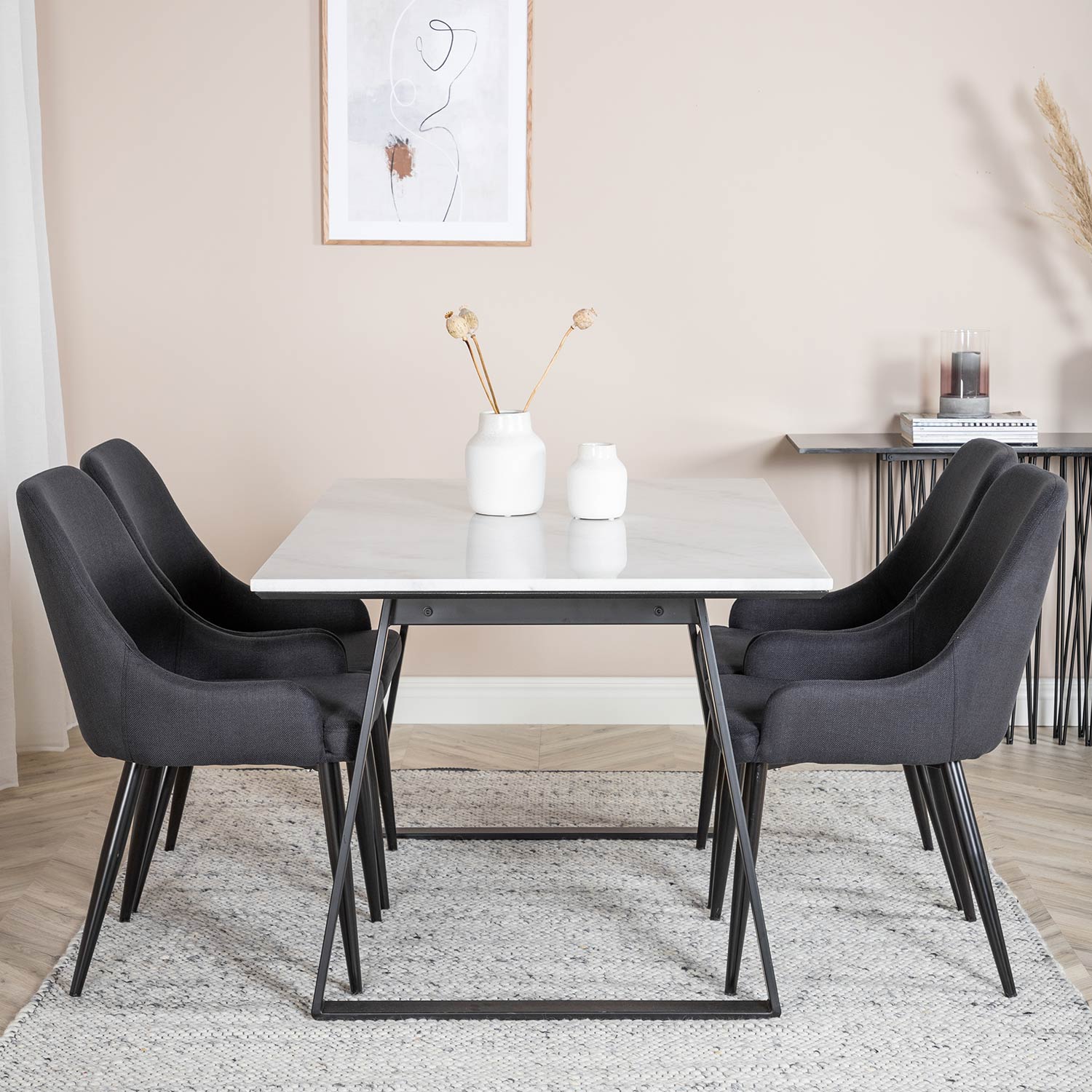 Spisegruppe Venture Home Estelle 140 med 4 Plake Stoler