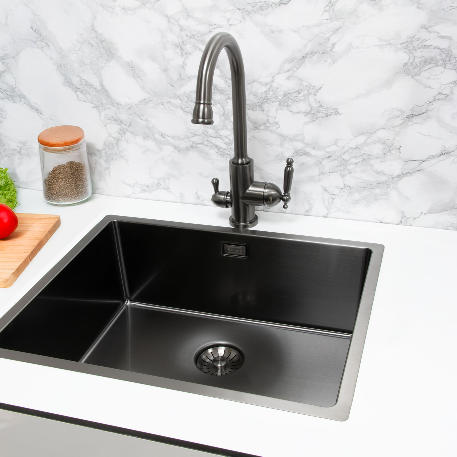 Enkelvask Strand Stainless SOLID med clips PVD Gun Metal