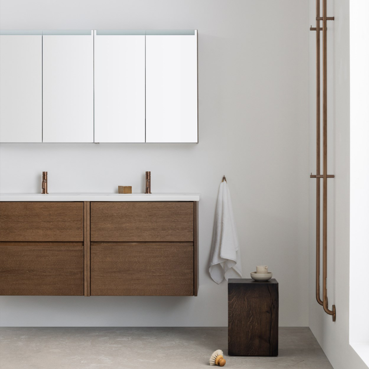 Spegelskåp INR Stage Plus