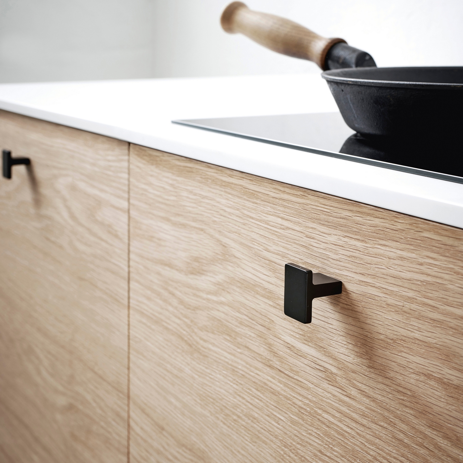 Knott Beslag Design Transit 16