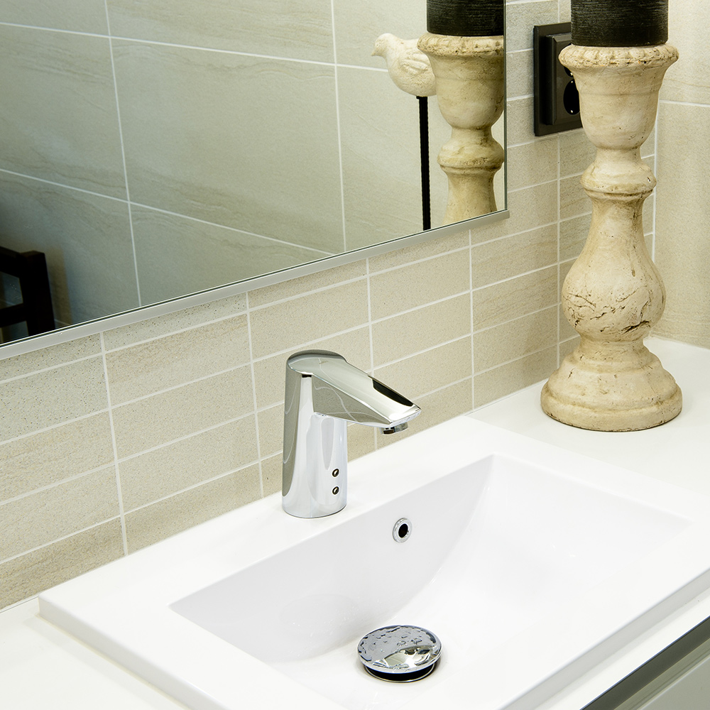 Servantbatteri Oras Cubista Berøringsfri