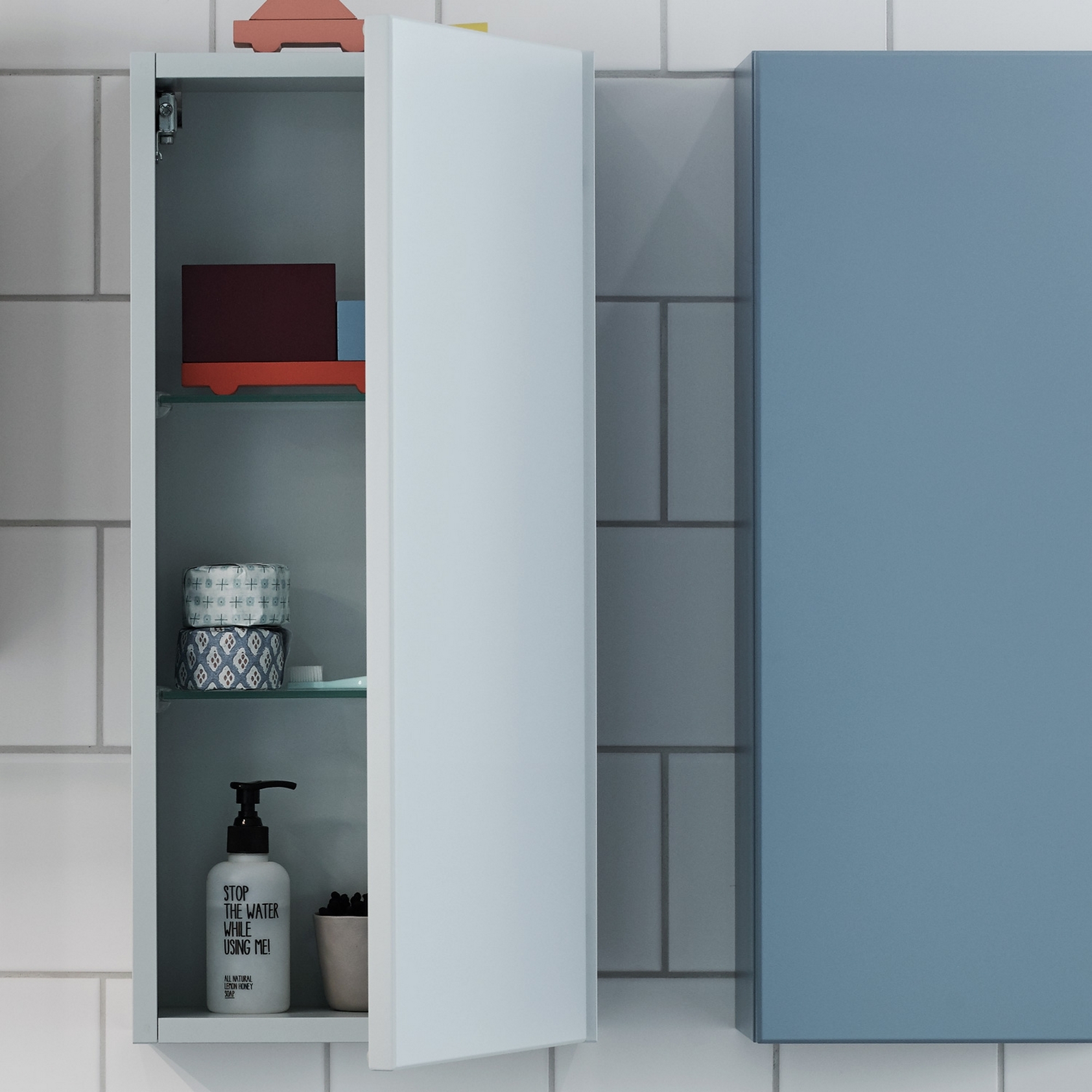 Väggskåp Vedum Mezzo 300