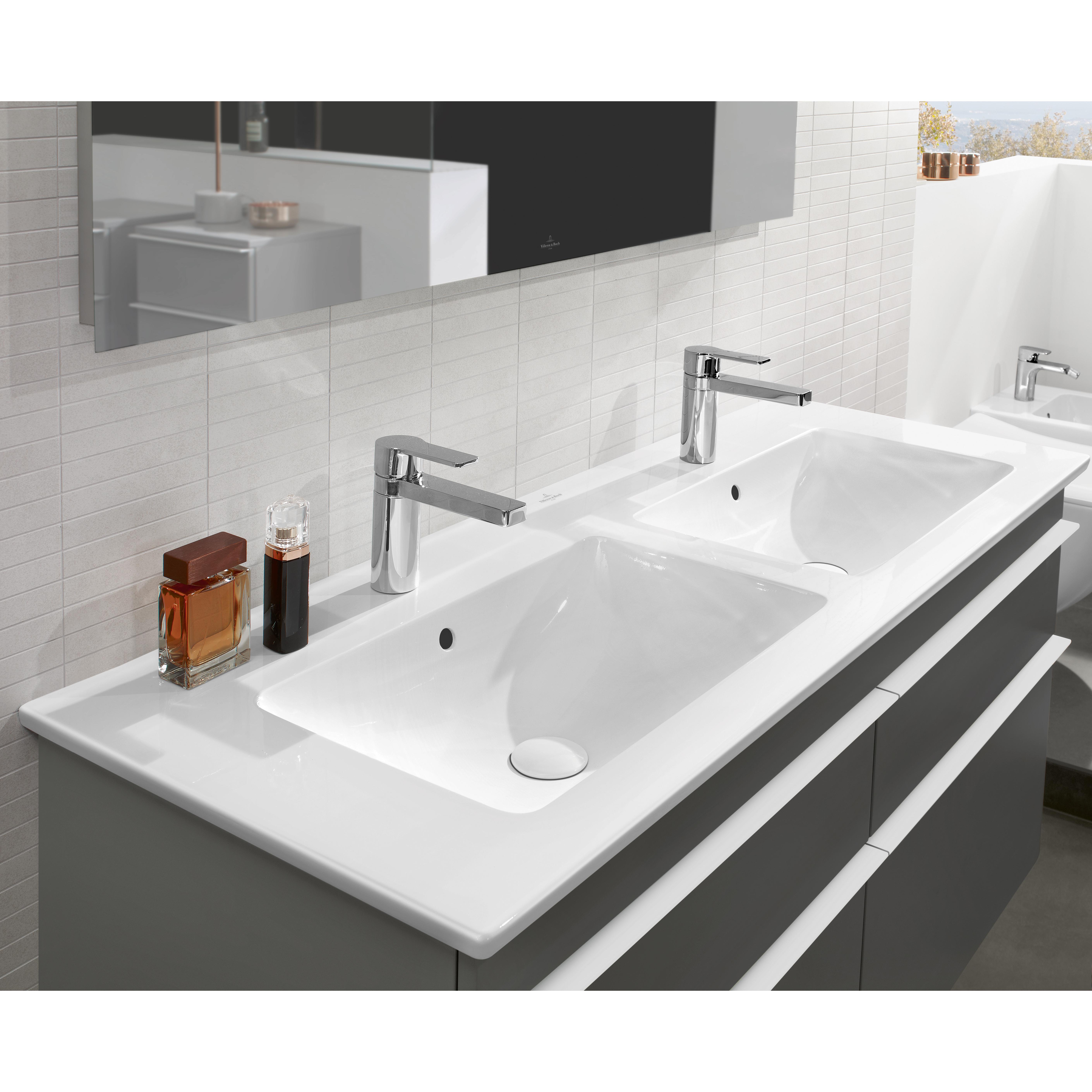 Tvättställ Villeroy & Boch Venticello 1300 mm