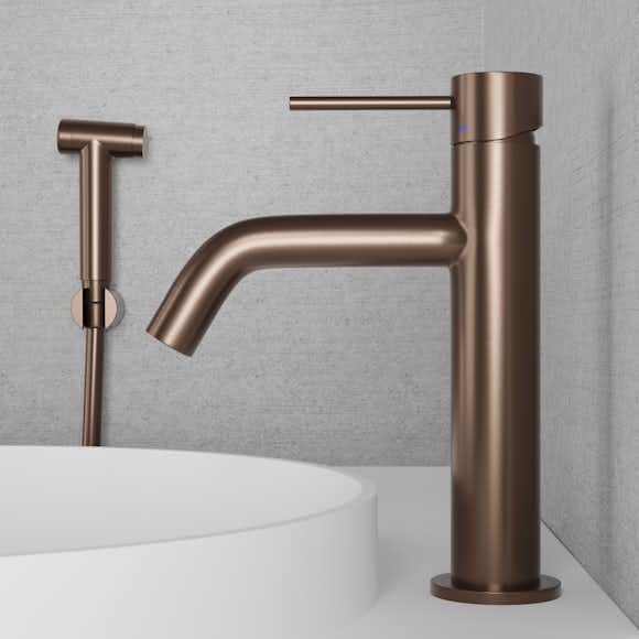 tvättställsblandare scandtap steel voyage medium med sidodusch